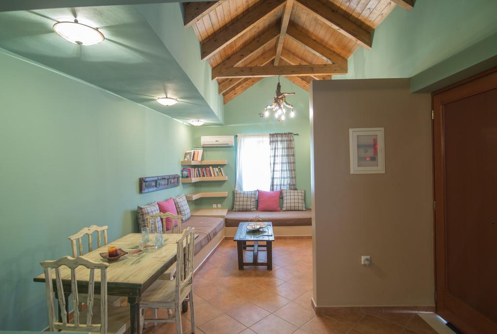 Levantes Houses Vathy  Room photo